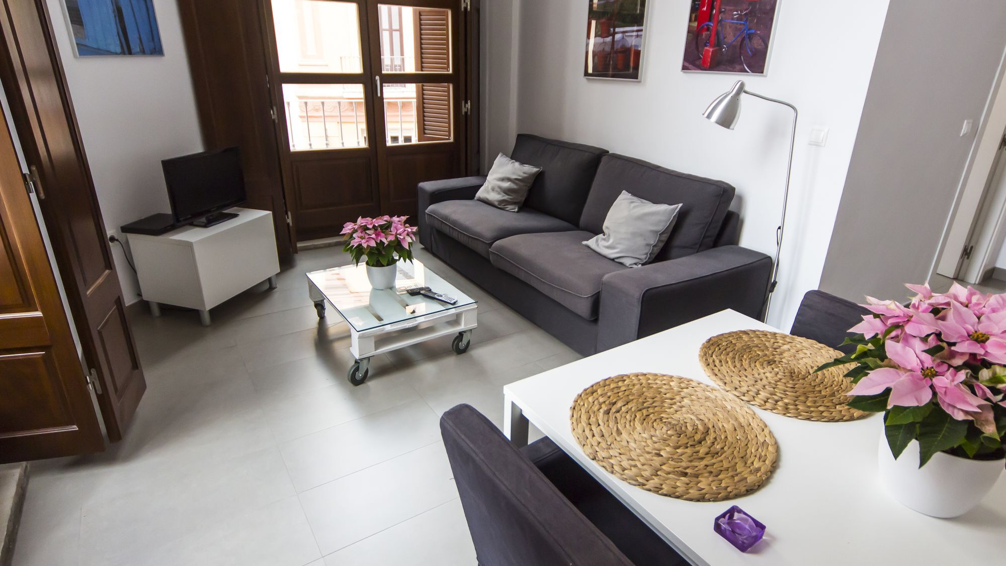 Apartamentos Malaga Picasso Bagian luar foto