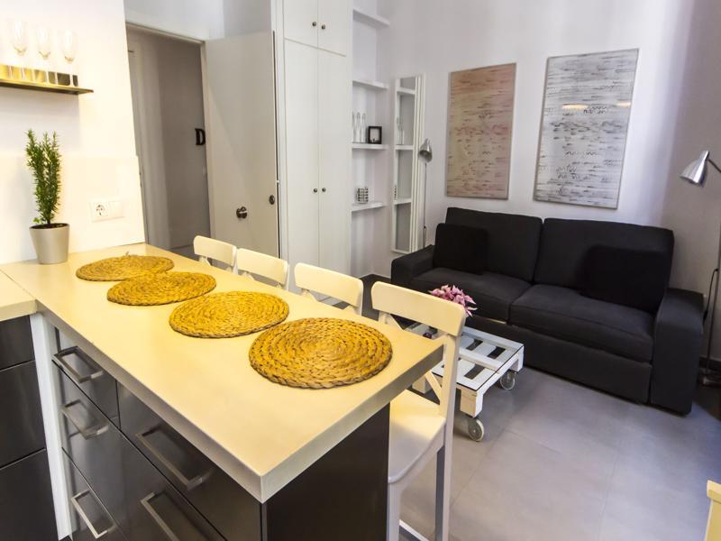 Apartamentos Malaga Picasso Bagian luar foto